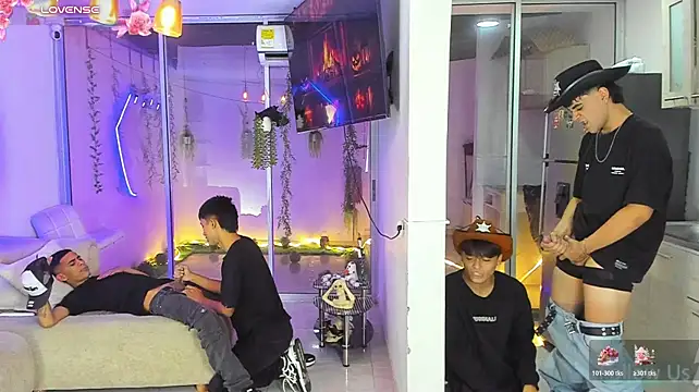 Houseofwarrios live cam
