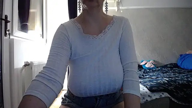 Mary_x