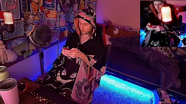 MrFrizby6211 live cam