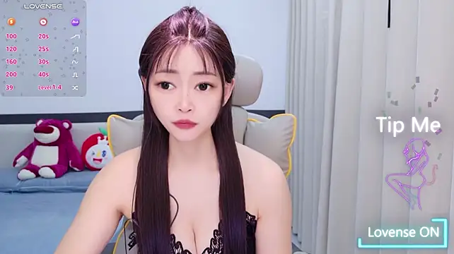 susu0228520在Stripchat的直播画面
