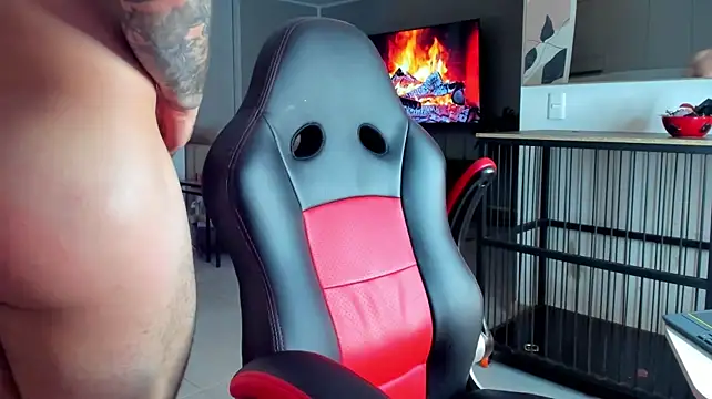 Valenthino_Salvatore, live now