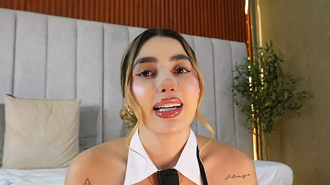 Annyy_Rosse
