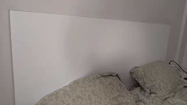 Cutie_Sophie live cam on StripChat
