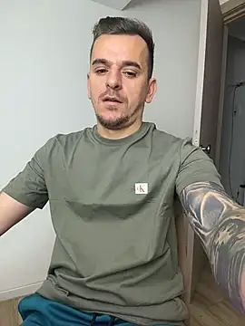 huge_cock22cm (Ask my age) - Ler's have fun!
