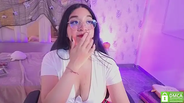 mariana_tay1 (F young) - SALIVA IN MY TITS