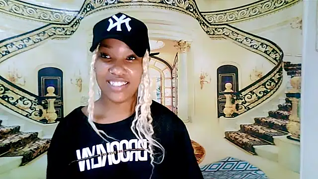 EroticSexyPrada