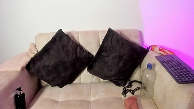sara_tayylor