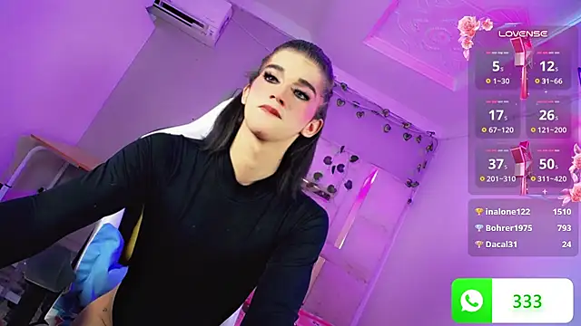 Sophiaa_doll_ live cam on StripChat