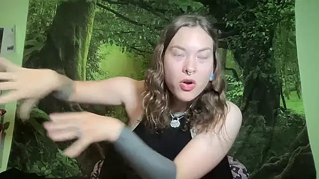 Wood_Elf live cam