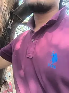 Pune_guy_cillab live cam on StripChat