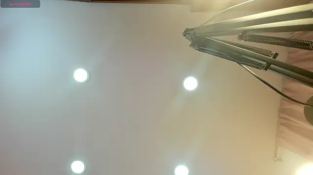 sarita_loven live cam