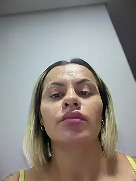 carolinesoliver webcam