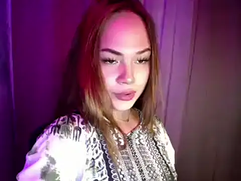 sweetsassydoll live cam preview