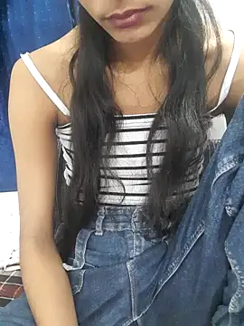 Monika_my_Darling@xh live cam on StripChat