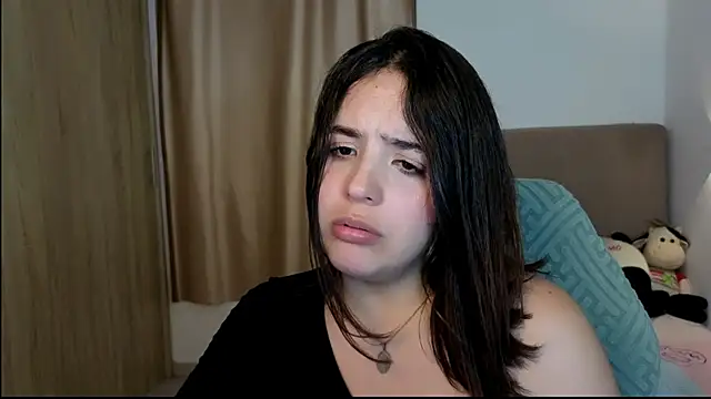 _alicia_z (F young) - Domi control for 2 minutes