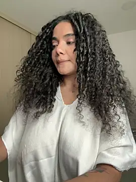 curlyierr (F young) - PLUG ANAL SQUAT POV