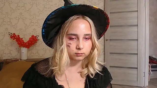 dolphindreams (F young) - Happy Halloween!!