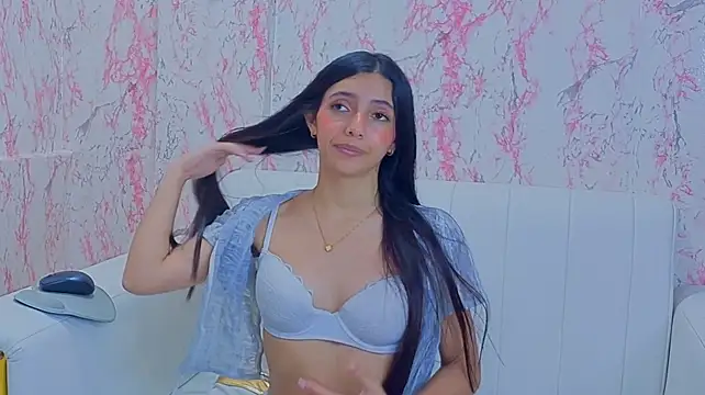 Korina_Nami live cam on StripChat