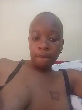 petite-babe