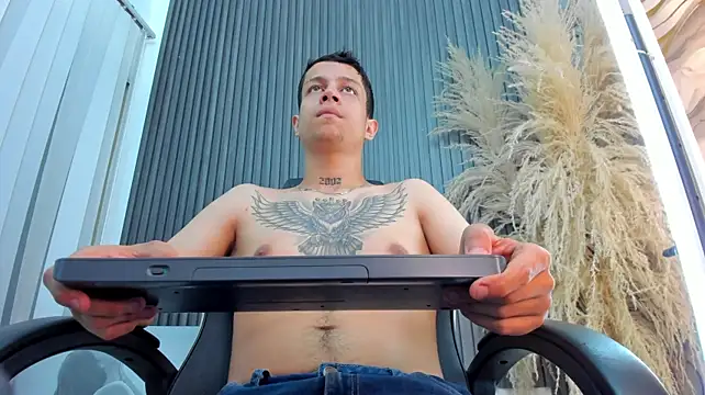 AgarEvans live sex cam