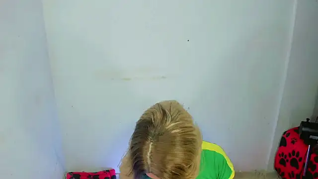 ahslyxxx live cam on StripChat