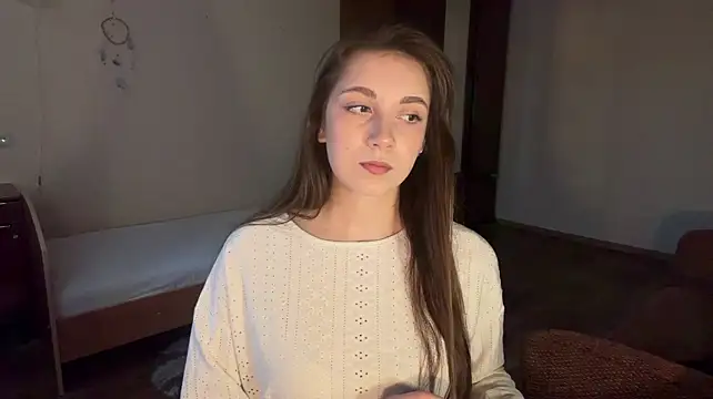 CortneyMontaluo live cam on StripChat