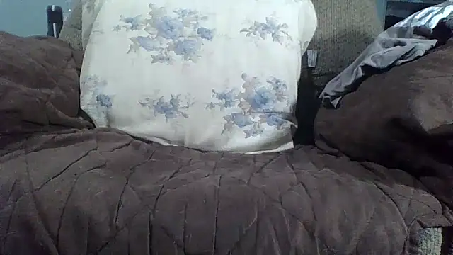 Jbsklxz67 live cam