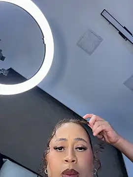 Isa__Blanc live cam