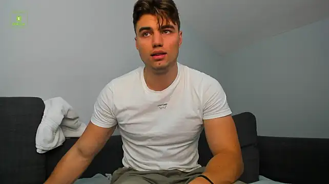 Kyle_Baker live cam