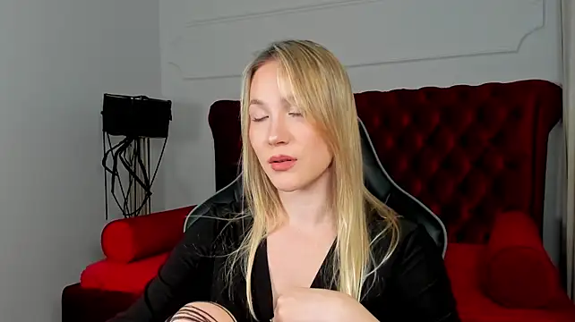 ElaraVoltage