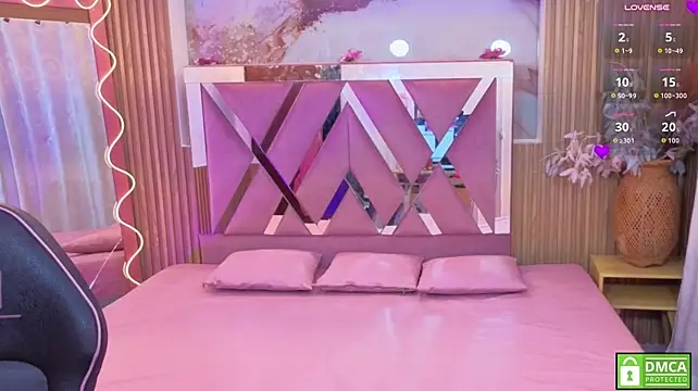 ANNE_TAY1