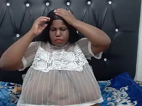 AFRICANSEXYBOOBS