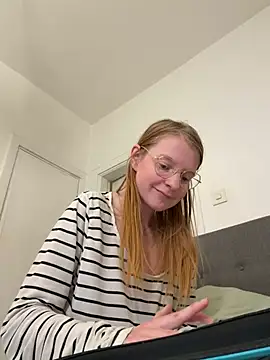 jannis1992 (F young) - Supries me use menu