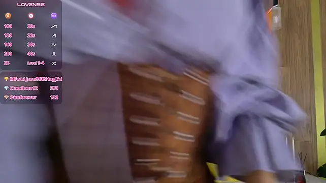 MilaLavson live cam preview