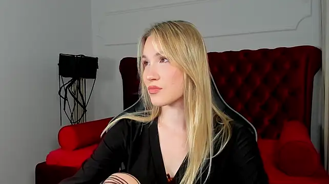 ElaraVoltage