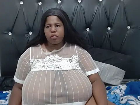AFRICANSEXYBOOBS