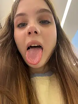 Lunabelle_ live sex cam