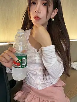 Selenaaaaa- live cam