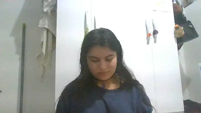 Sky_Angel_23 live cam on StripChat