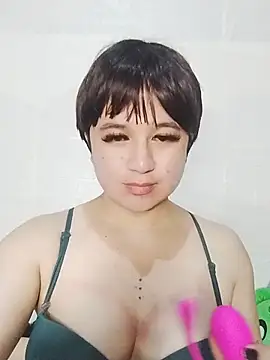 superhotshemale on Stripchat