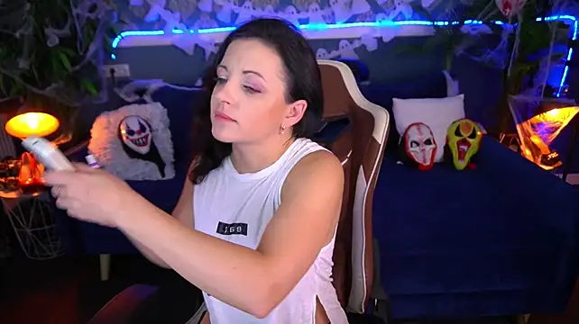Dafni_Monn live cam preview