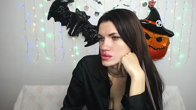 MilaLoona