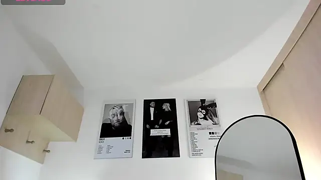 hollyprincess_2 live cam