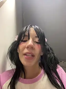 Strawberry_Honey_03 webcam