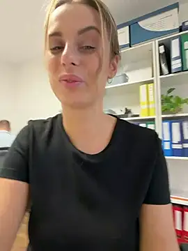 Hii_Lolla webcam