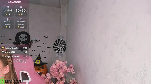 Nicole_Vasquez live cam on StripChat