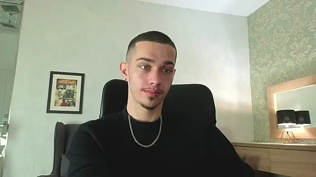 KaydenDrew live cam on StripChat
