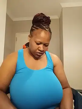 bustylisa1983 live cam preview
