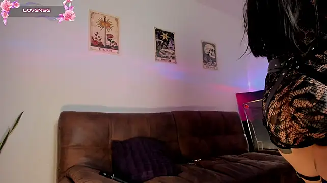 La_Diabla_111_ live cam on StripChat