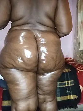 Sweetblackassxxx505 live cam on StripChat